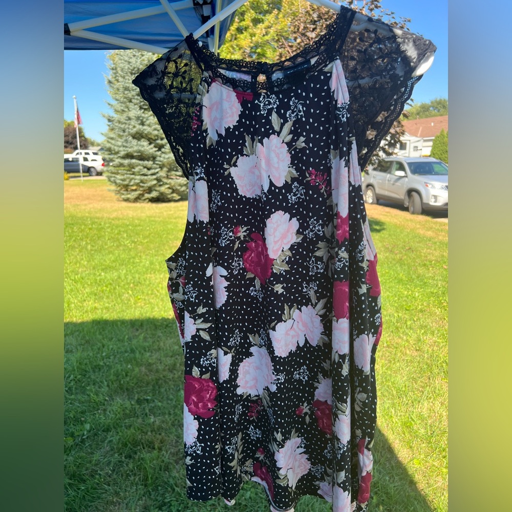 Torrid Black Floral Dress with Lace Accents